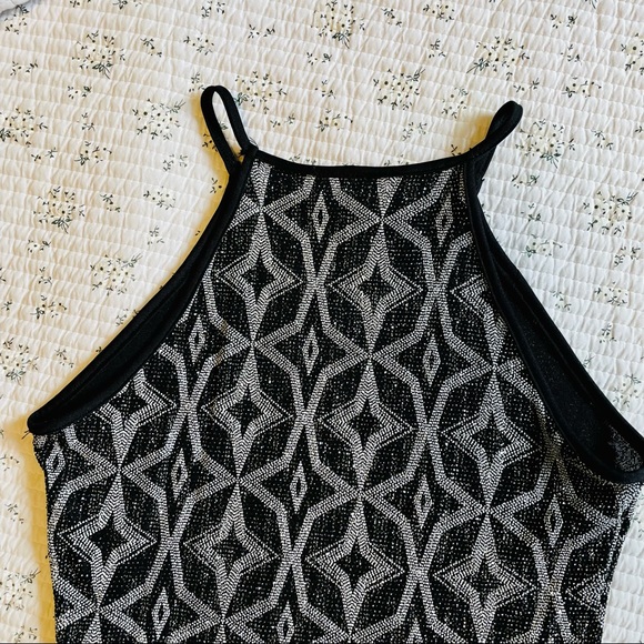 Sparkly Retro High Necked Tank Crop | EUC Size M - Picture 8 of 8